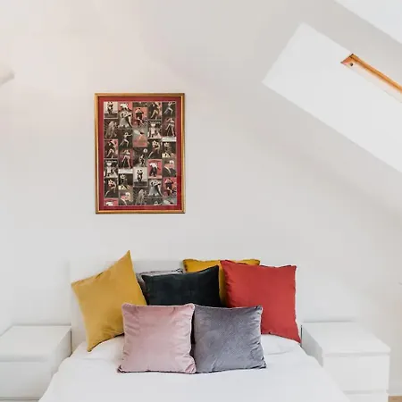 1 - bedroom Apartment - Przemyska 4 Street *